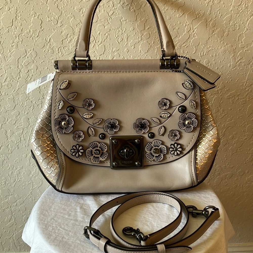Coach: Grey Birch Willow Flower Drifter Handbag- Top Handle/Strap- Tea Rose